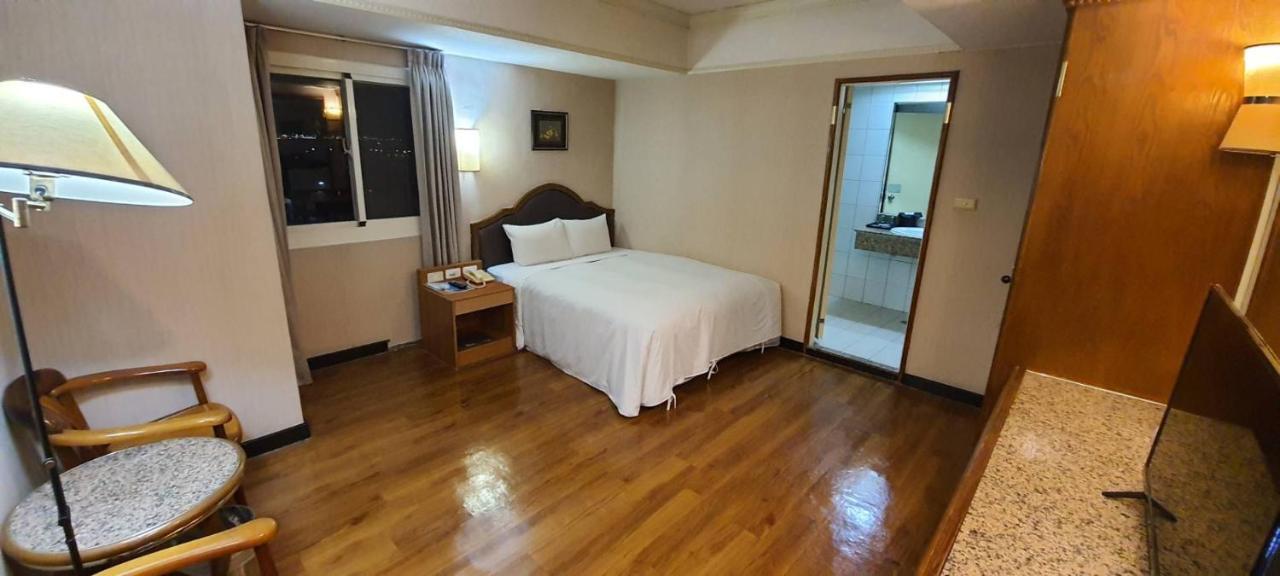 Tapeng Bay Holiday Hotel Donggang Extérieur photo