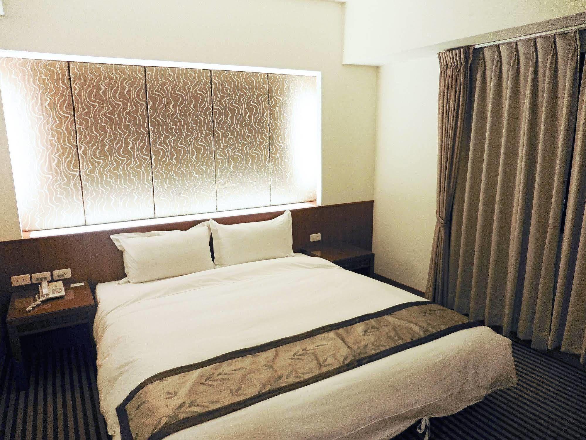 Tapeng Bay Holiday Hotel Donggang Extérieur photo
