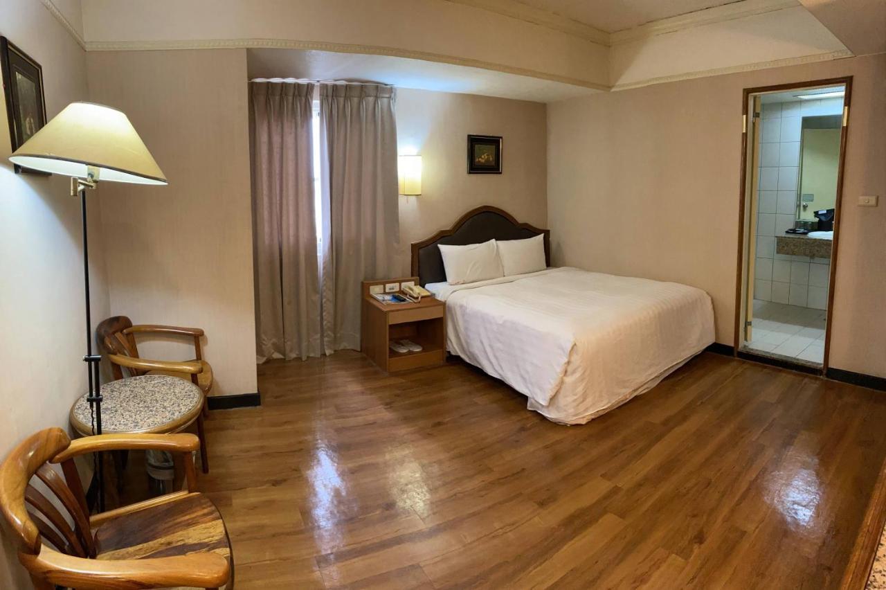Tapeng Bay Holiday Hotel Donggang Extérieur photo